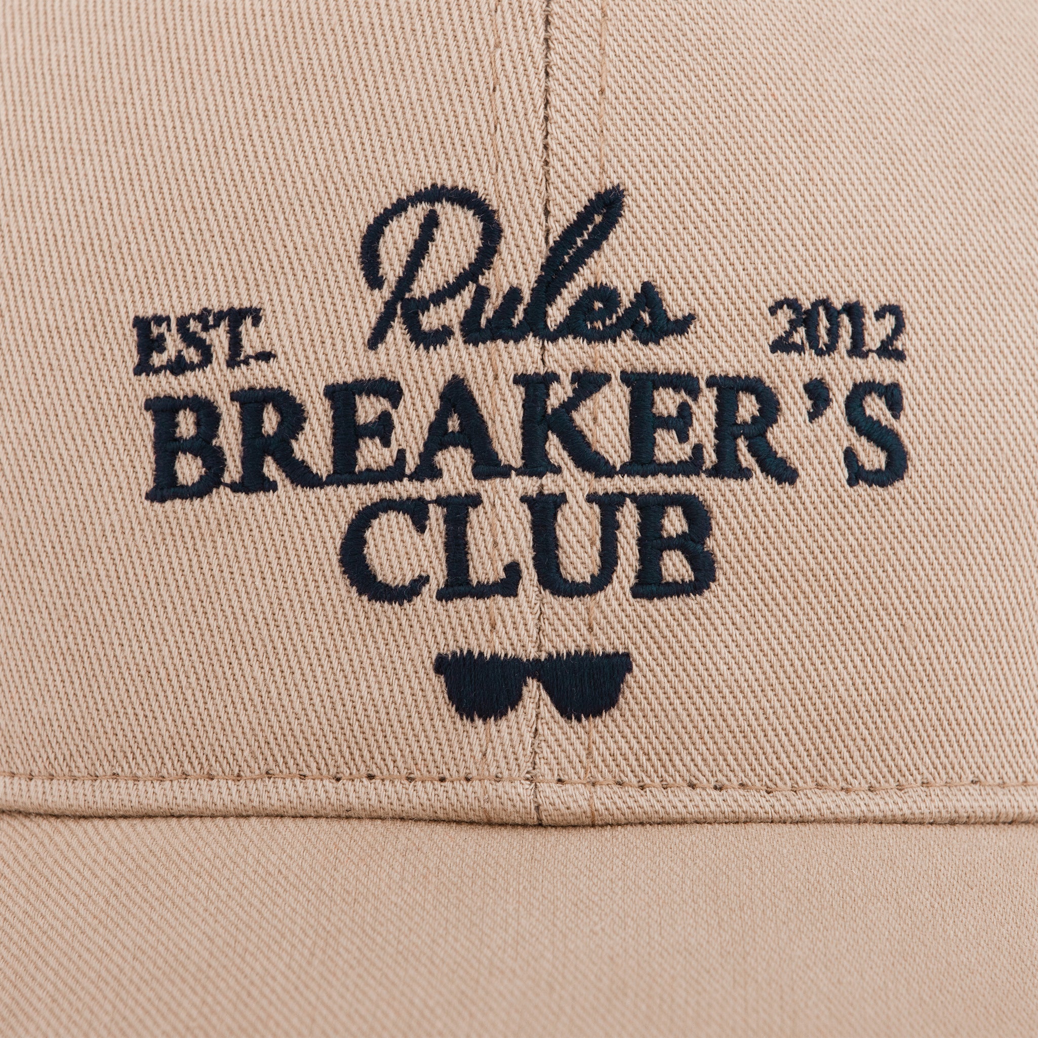 Fento Rules Breakers beige – timeless curved visor cap in cotton blend.