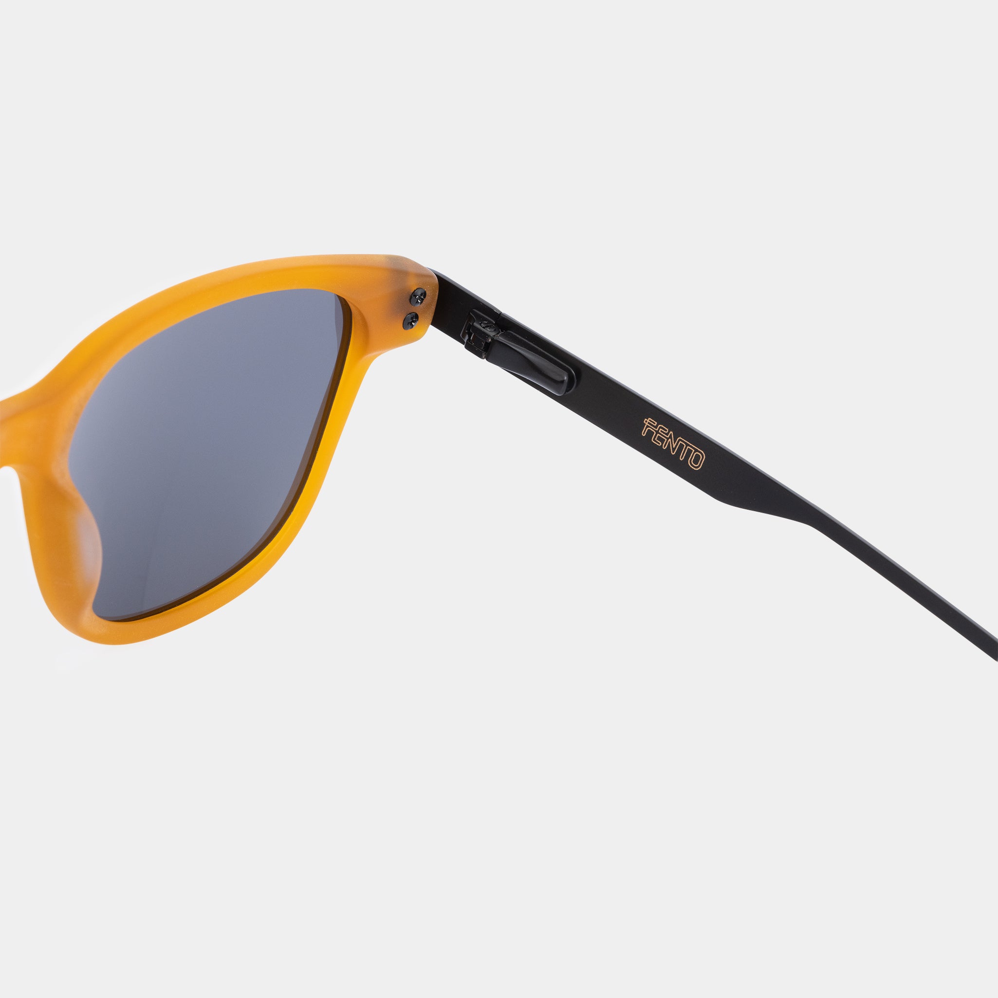 Specta Sunglasses- Honey