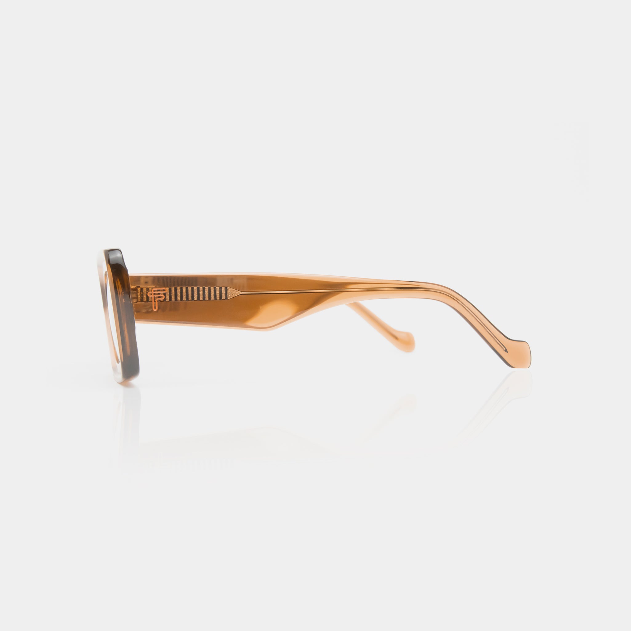 Fento Cameron Brown – square sunglasses in amber-toned acetate.
