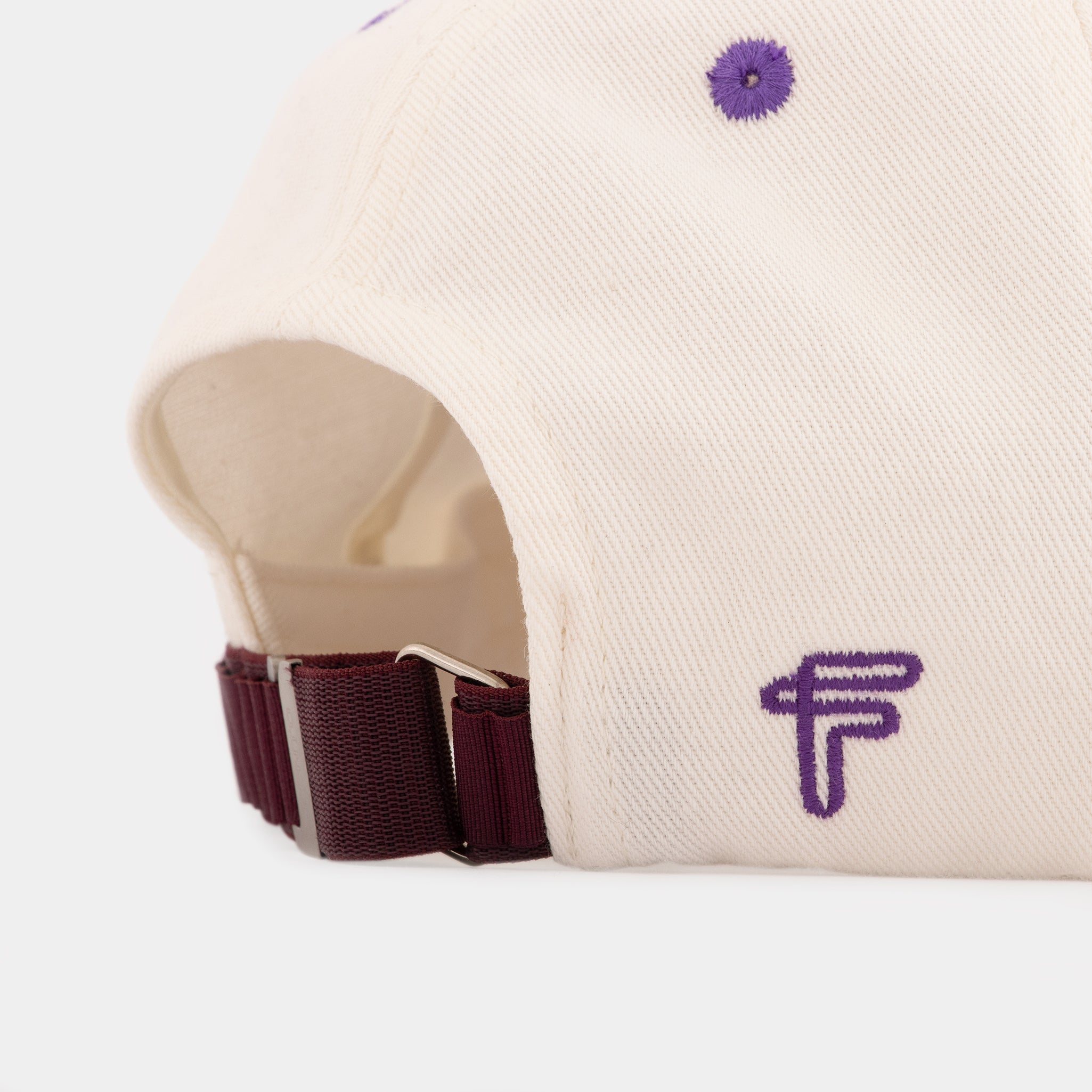 Groovy Cap by Fento – statement purple cap with relaxed everyday feel.