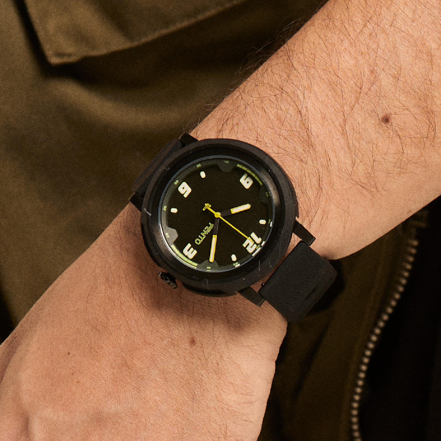 Bolt black sports watch – modern design and performance for everyday adventures.