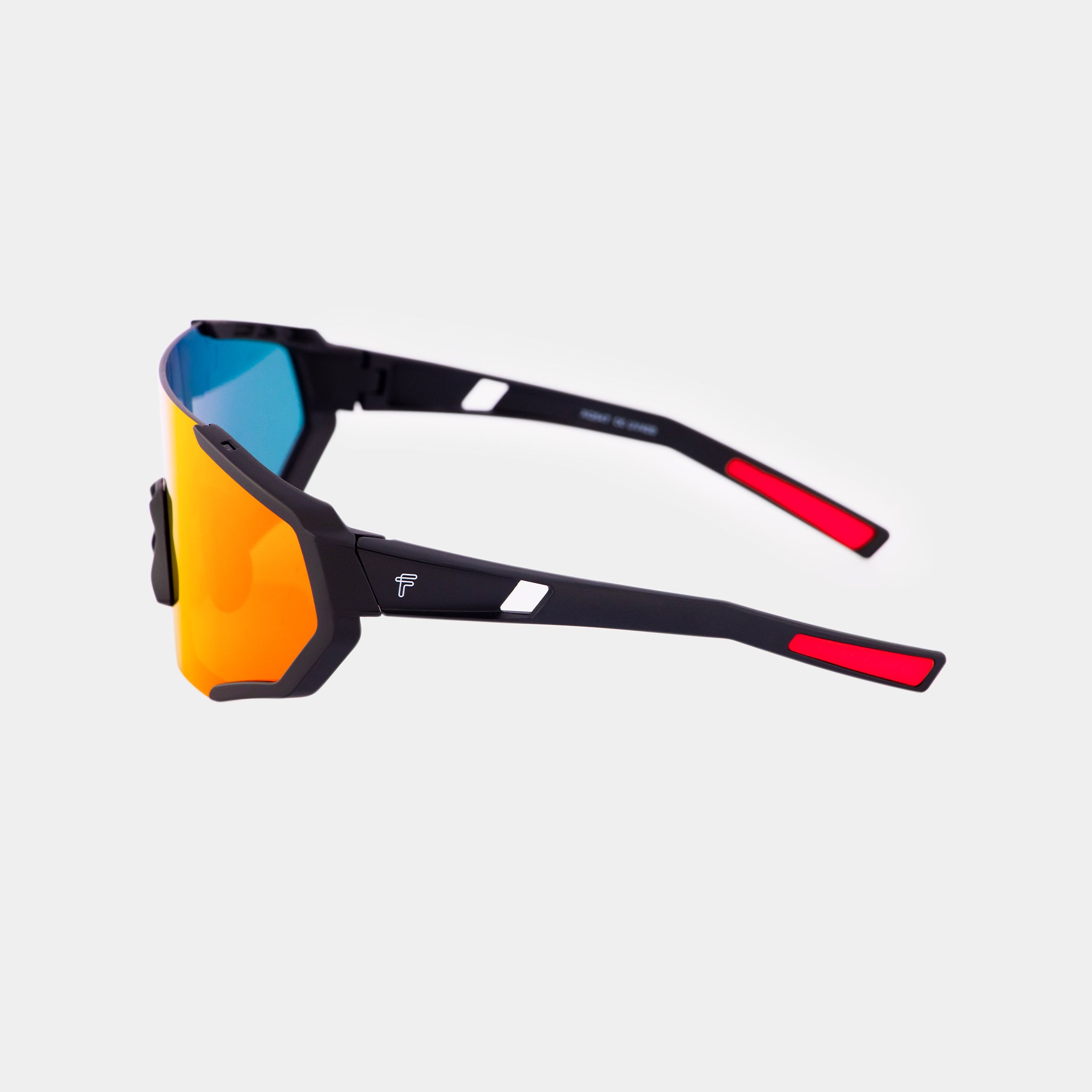  Hyper by Fento – sport sunglasses in black with red details and flexible frame.