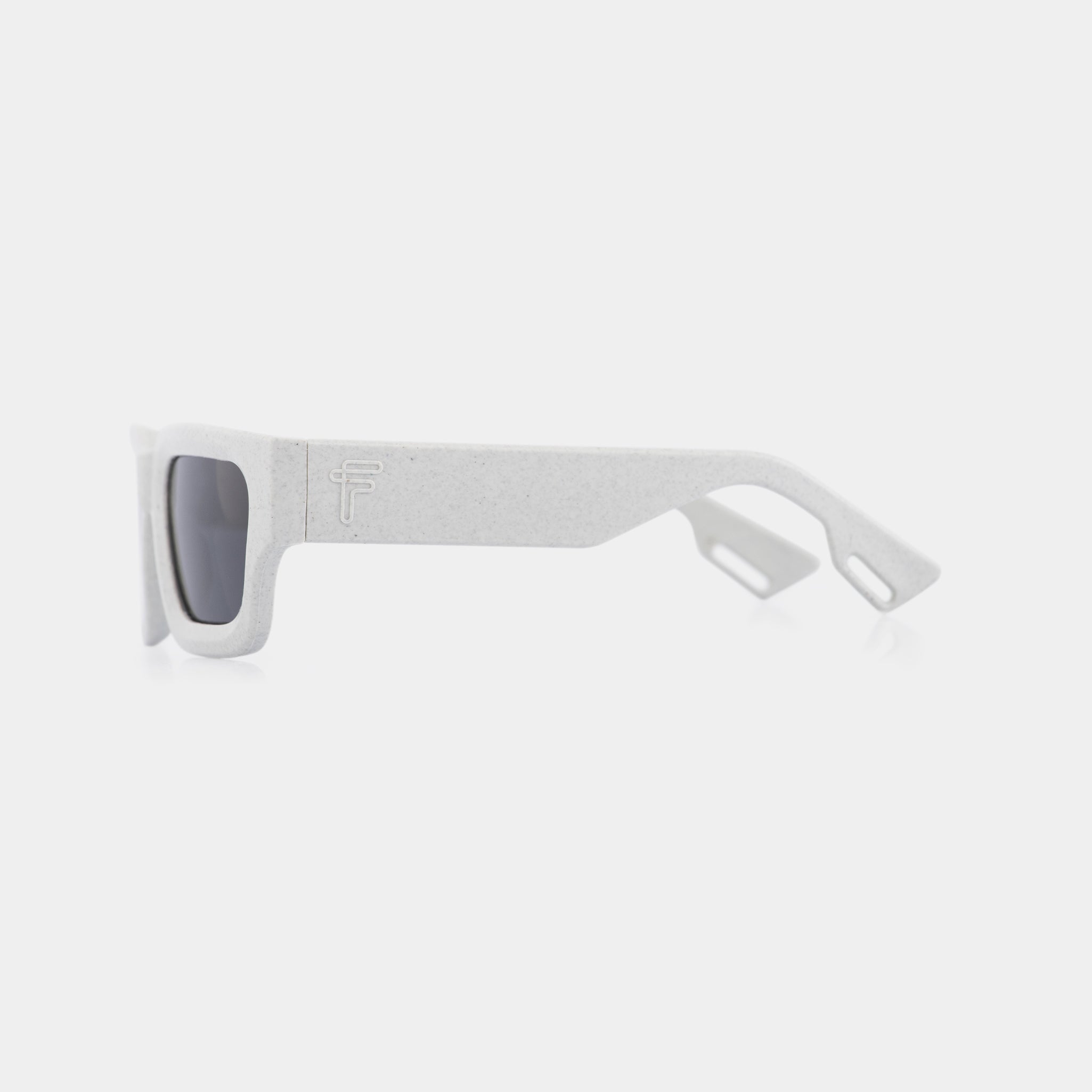 Unisex Go Milk Milk sunglasses – clean design with conscious materials.