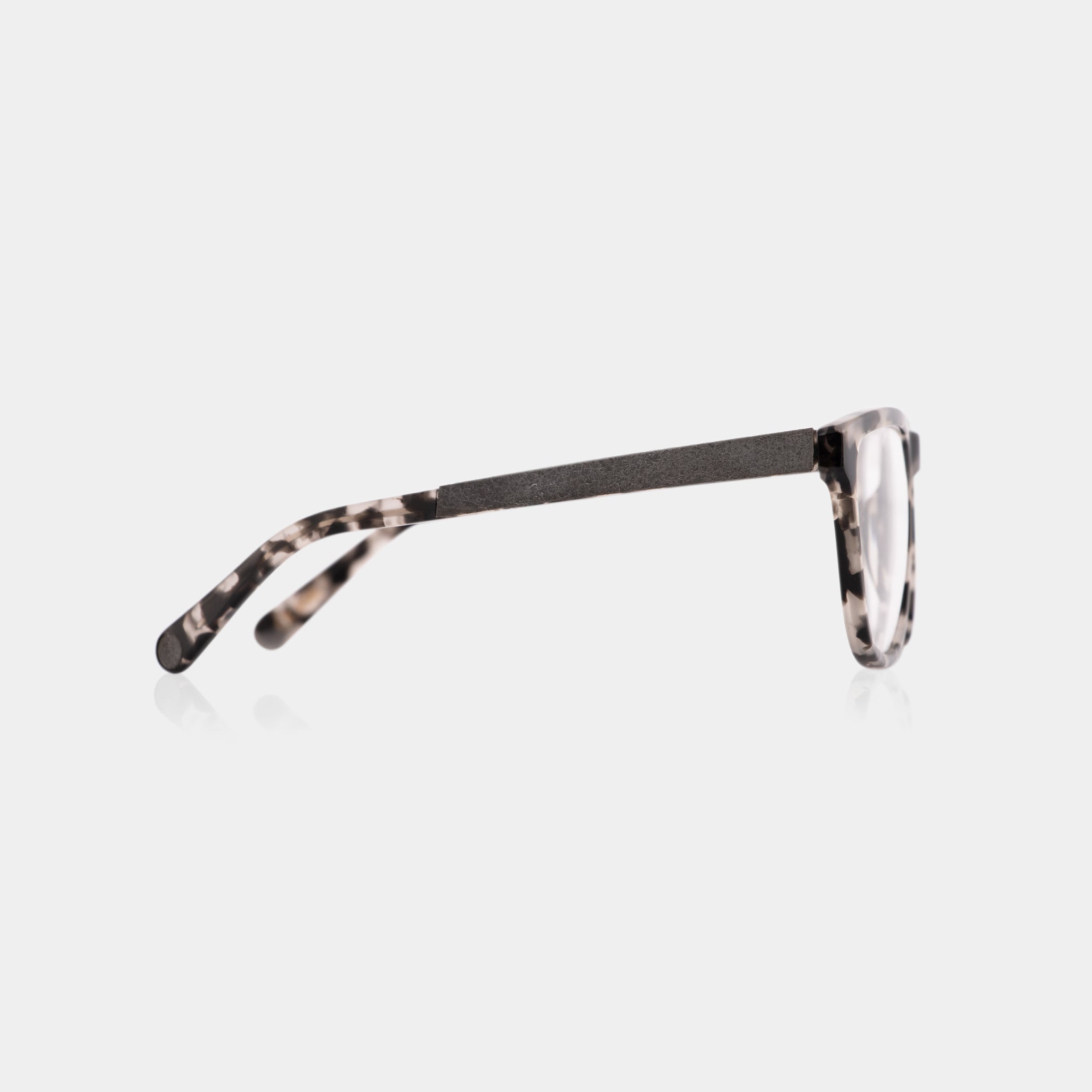 Shaper Grey Tortoise glasses – premium grey marbled acetate for everyday wear.