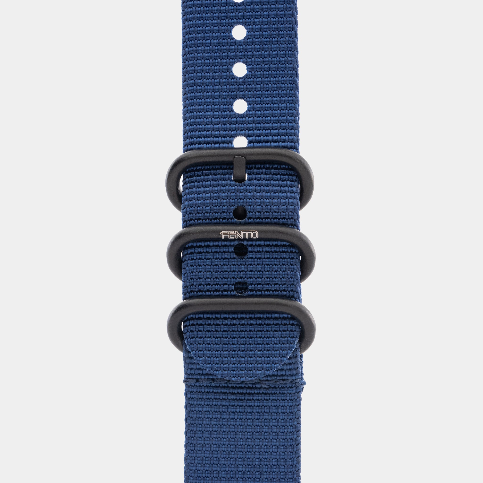 Men’s Foster watch – versatile materials combining comfort, durability, and design.