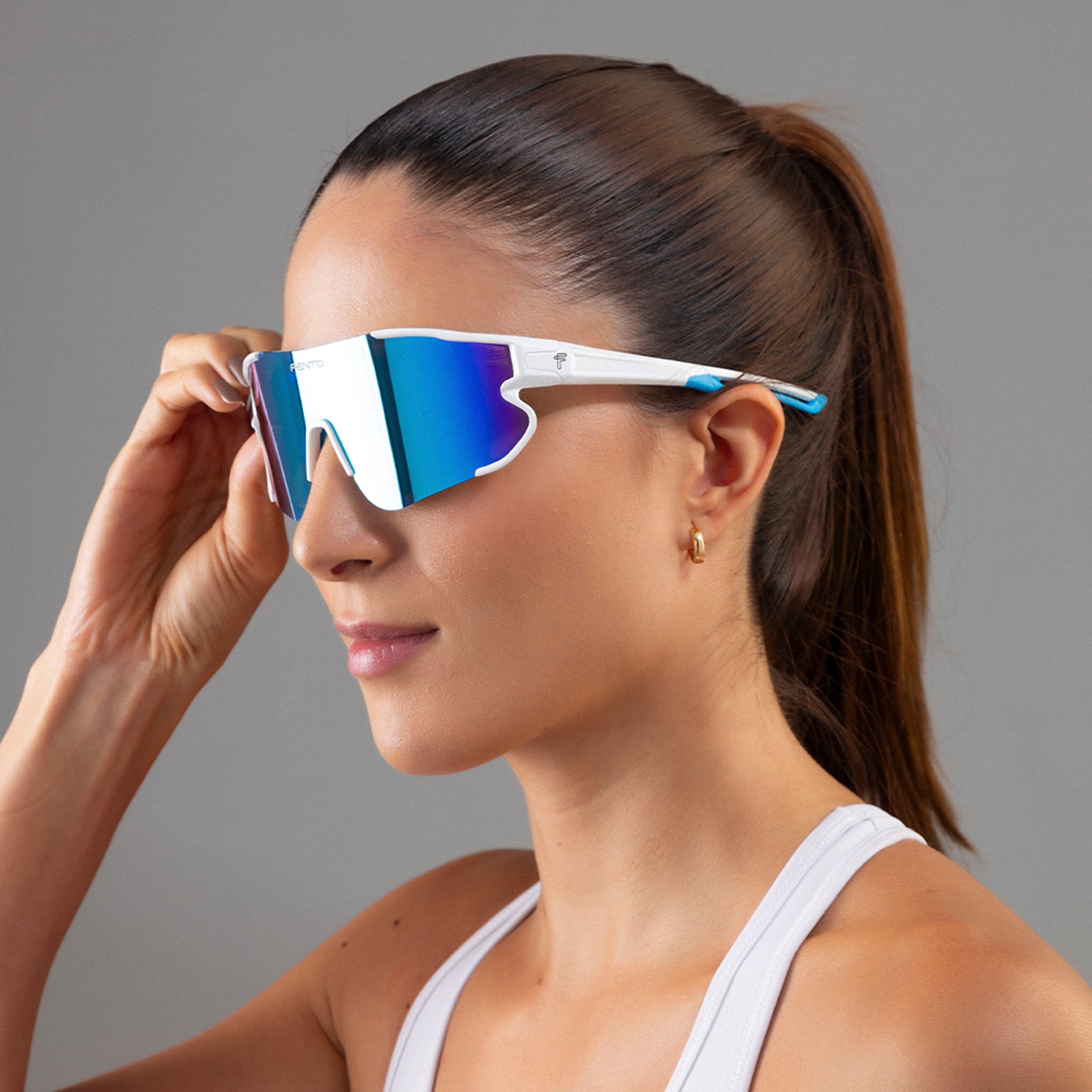 Fento Skyline White Blue – lightweight performance sunglasses with dynamic design.
