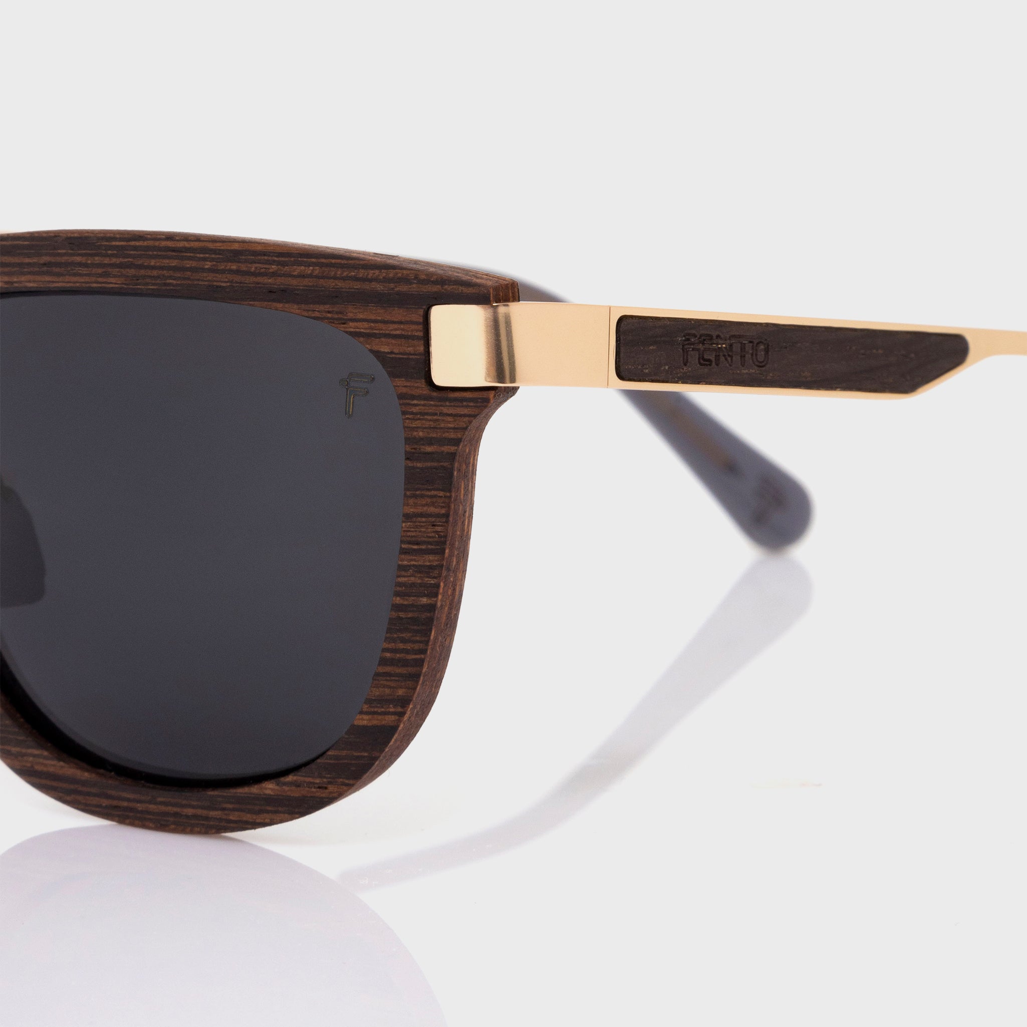 Specta wood sunglasses – blending warmth, durability, and a modern look.