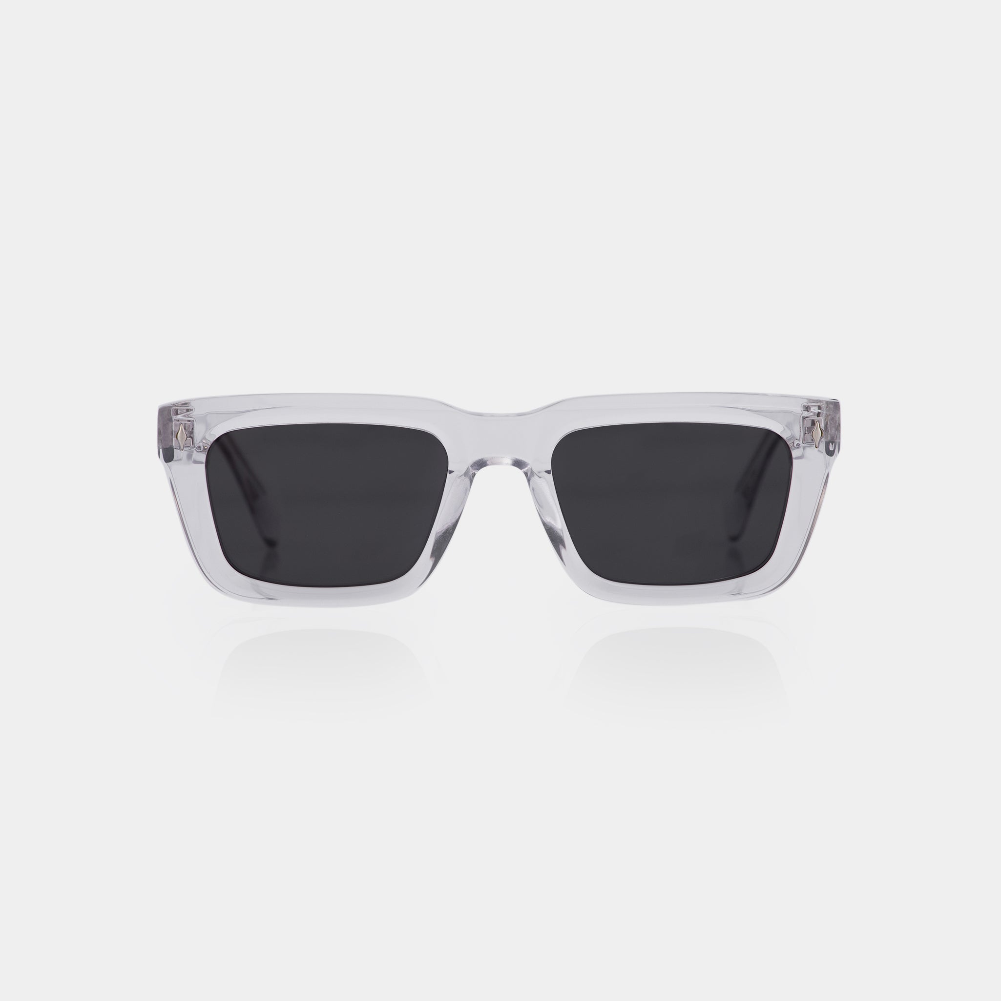 Transparent Tom sunglasses – crystal-clear acetate frame with modern silhouette.

